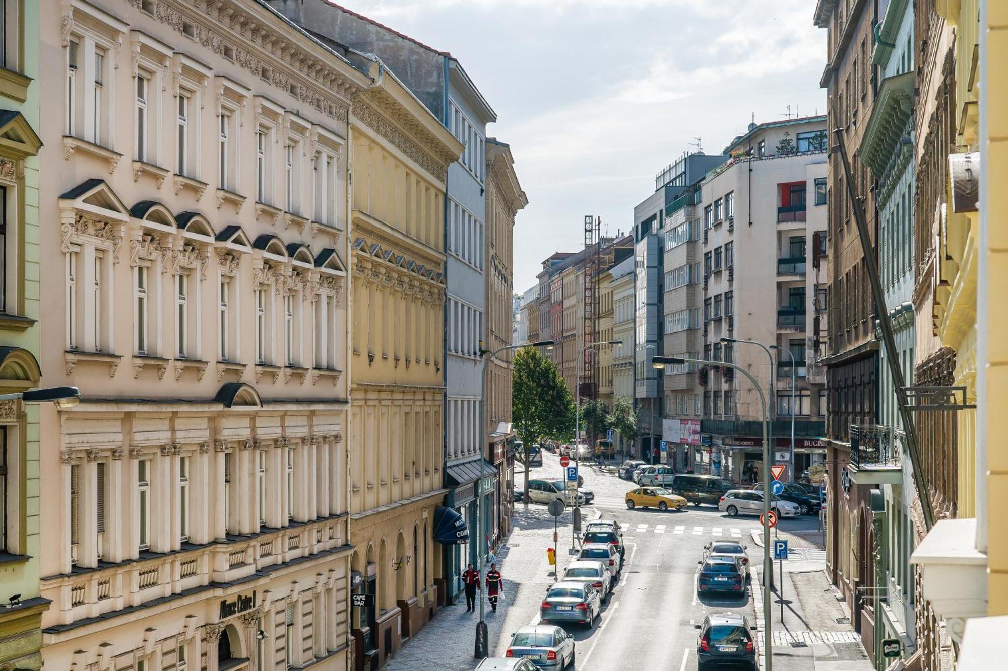 Anytime Holiday- Muzeum Apartments Praga Zewnętrze zdjęcie
